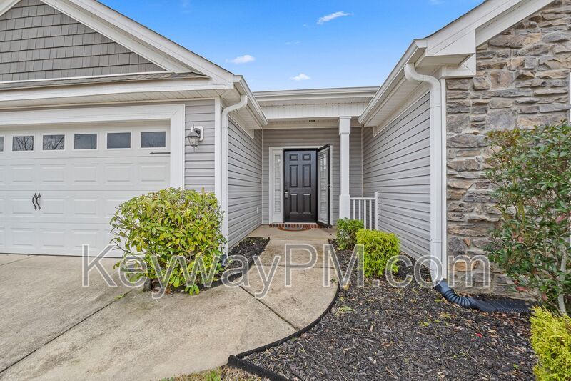 4056 Pullman Circle property image