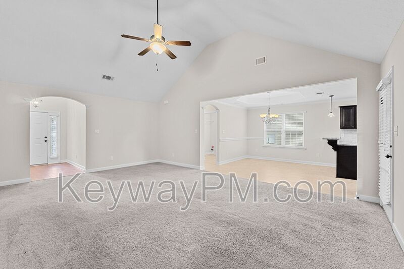 4056 Pullman Circle property image