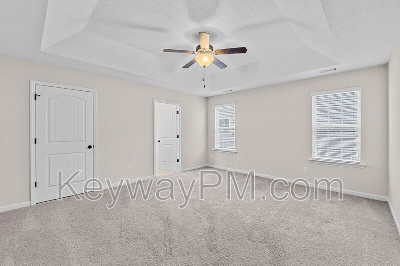 4056 Pullman Circle property image