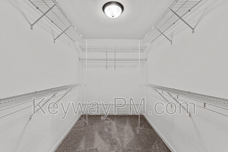 4056 Pullman Circle property image