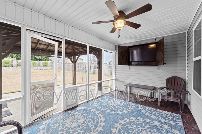 4056 Pullman Circle property image