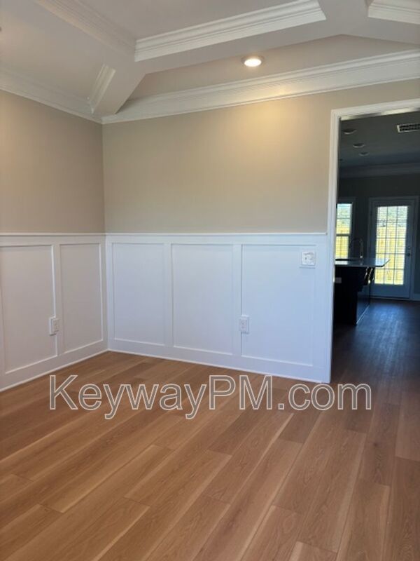 527 Yuma Lane- Village Square property image