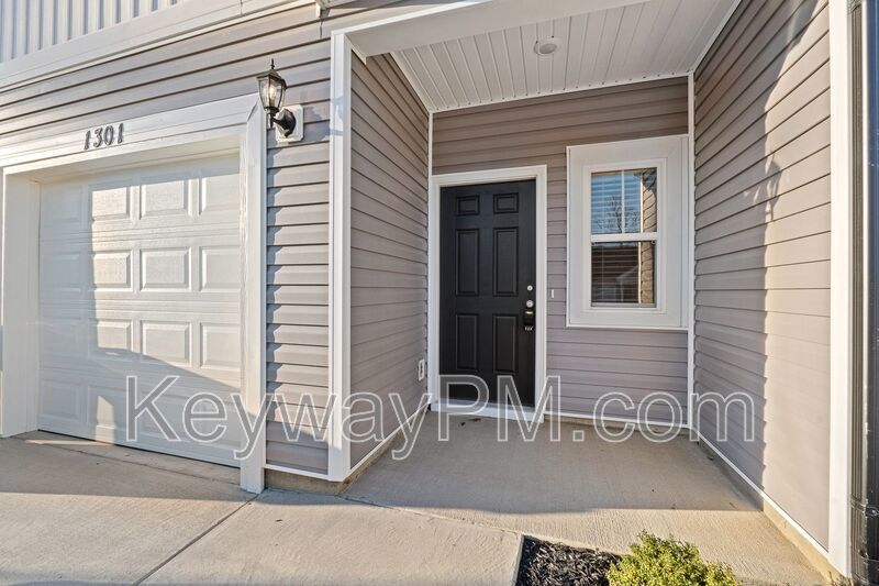 1301 Newbern Drive - Caroleton property image