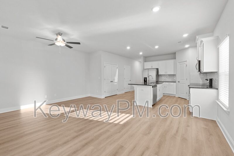 1301 Newbern Drive - Caroleton property image