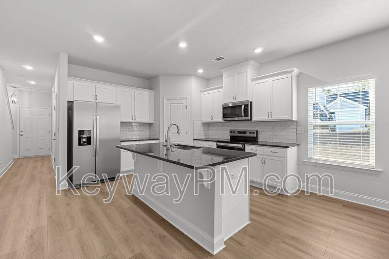 1301 Newbern Drive - Caroleton property image