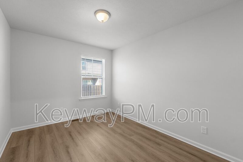 1301 Newbern Drive - Caroleton property image