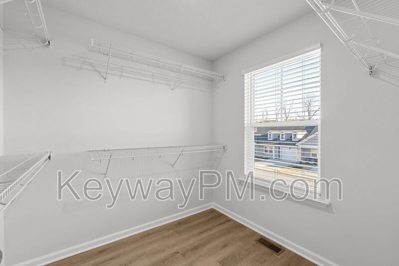 1301 Newbern Drive - Caroleton property image