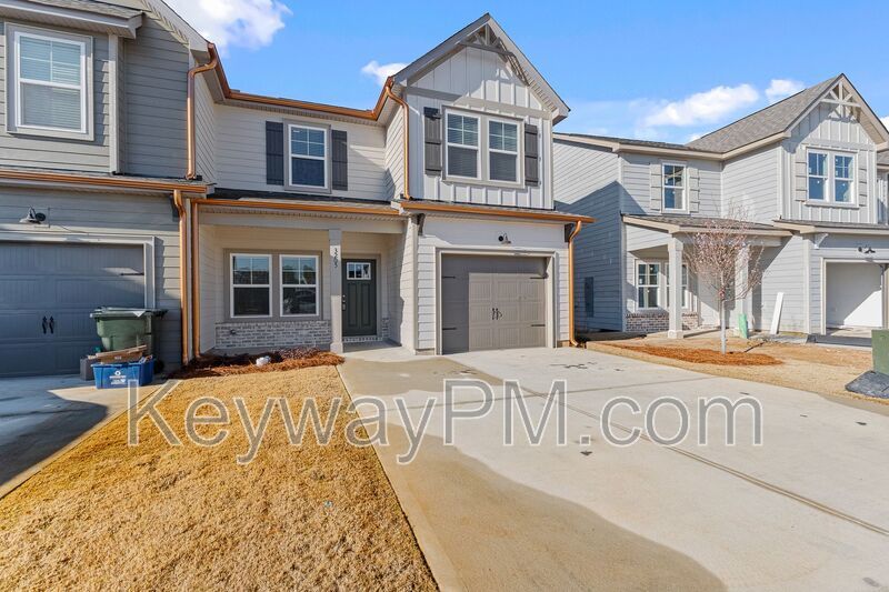 3205 Venetian Drive - Village Square property image