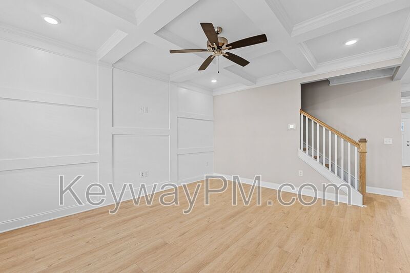 3205 Venetian Drive - Village Square property image