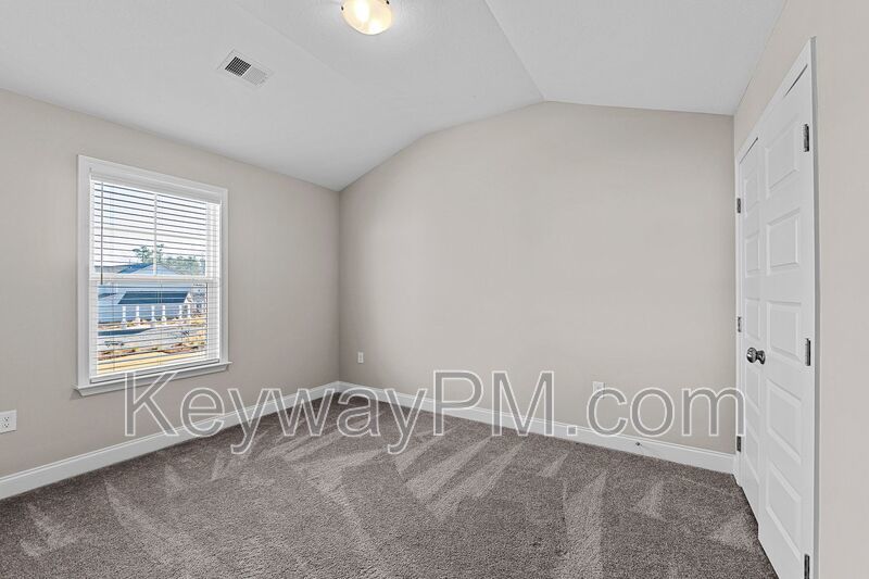 3205 Venetian Drive - Village Square property image