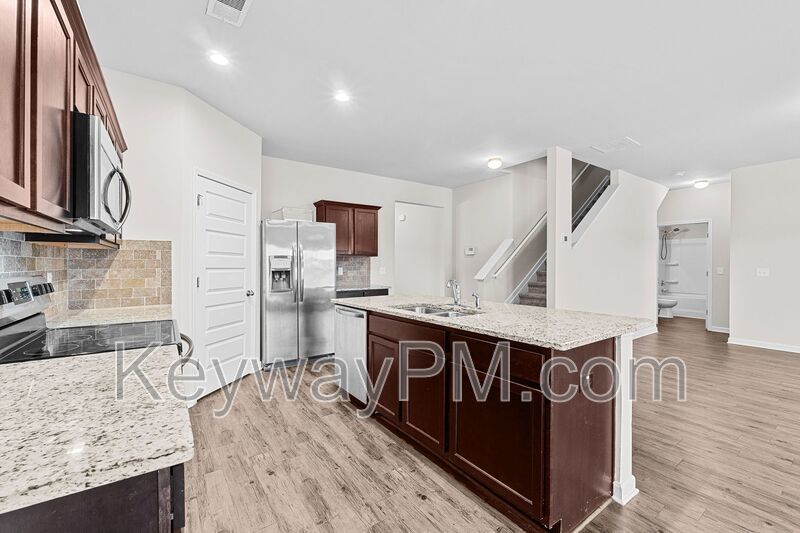 5033 Vine Lane - Pepper Hill property image