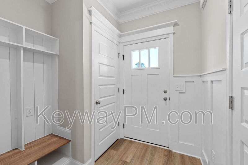 2024 Denmark Avenue SE- Miller Landing property image