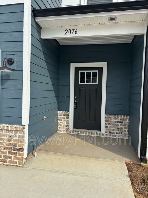 2076 Denmark Avenue SEMiller Landing property image