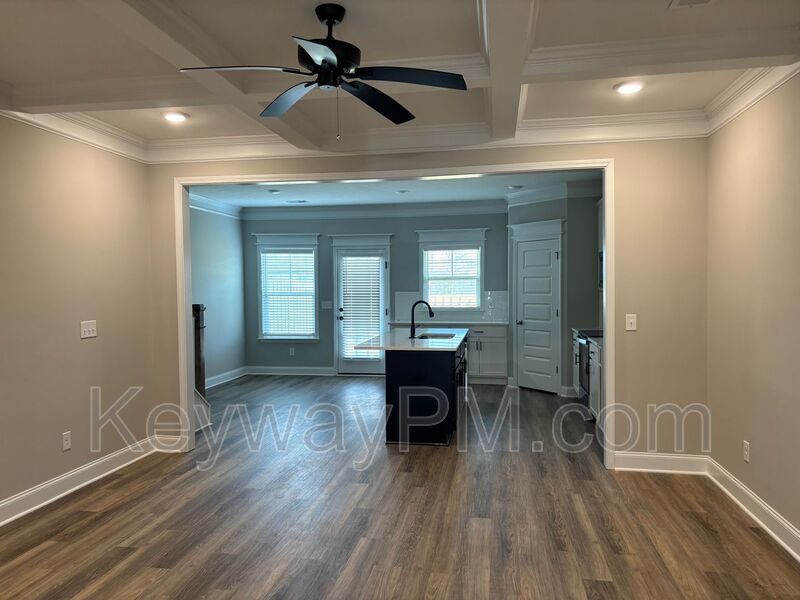 2076 Denmark Avenue SEMiller Landing property image