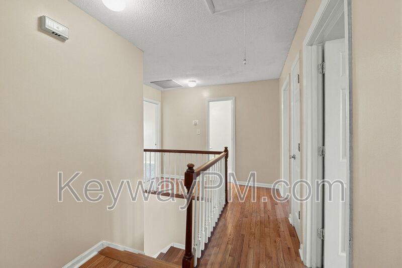 1063 Walton's Pass - Walton's Pass property image