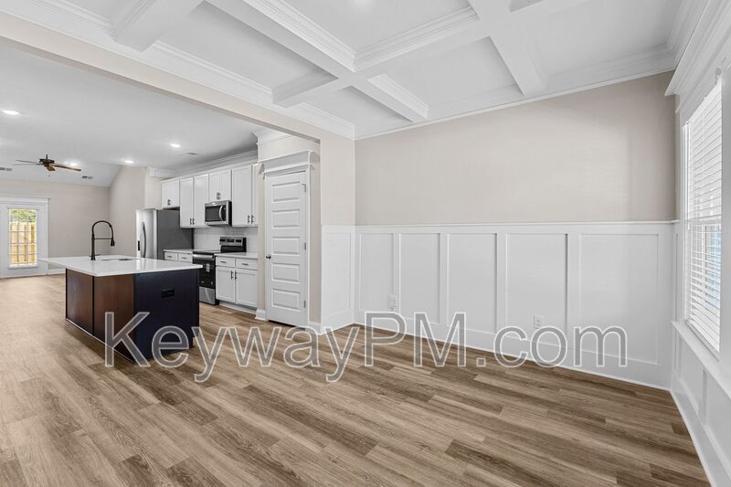 Miller Landing - 2051 Denmark Ave SE property image