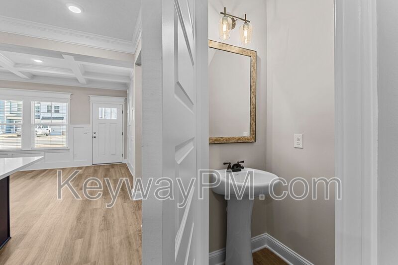 Miller Landing - 2051 Denmark Ave SE property image