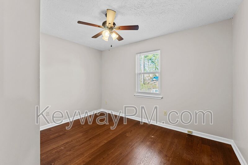 3403 Pine Hill - Green Forest property image