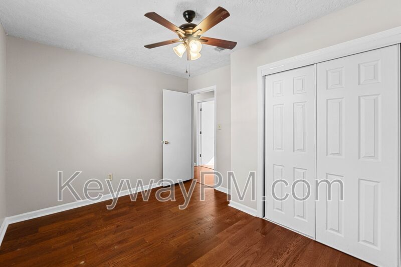 3403 Pine Hill - Green Forest property image