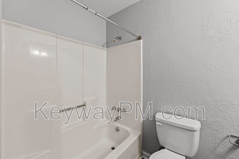 3403 Pine Hill - Green Forest property image