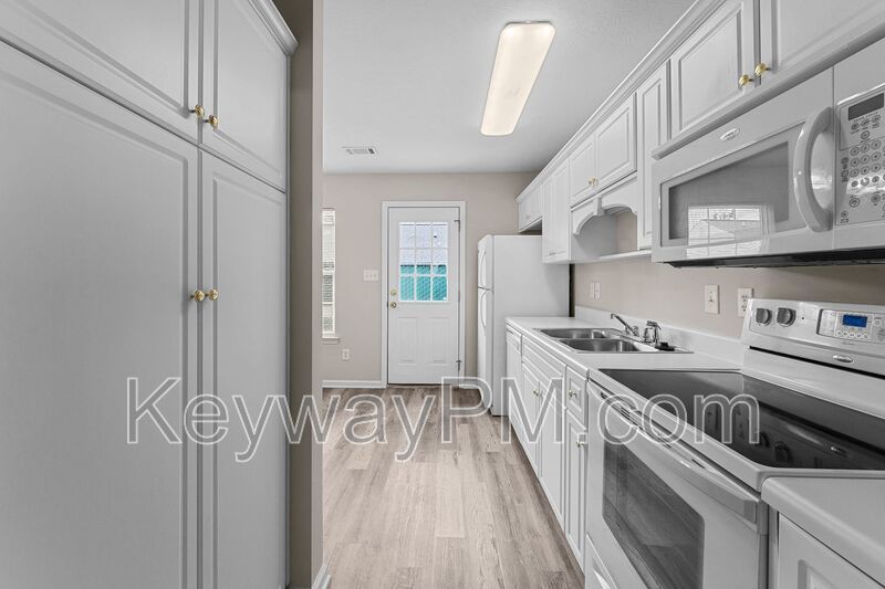 669 Brook Trail-Villages of Greenbrier property image