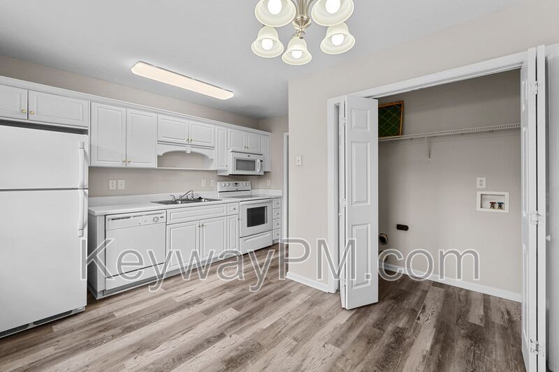 669 Brook Trail-Villages of Greenbrier property image