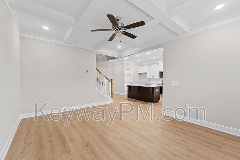 563 Yuma - Village Square property image