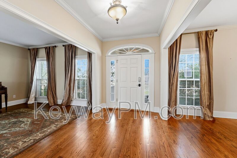 529 John Fox Run property image