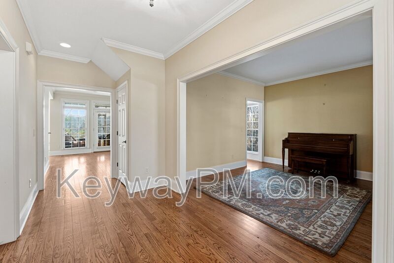 529 John Fox Run property image