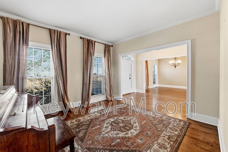 529 John Fox Run property image