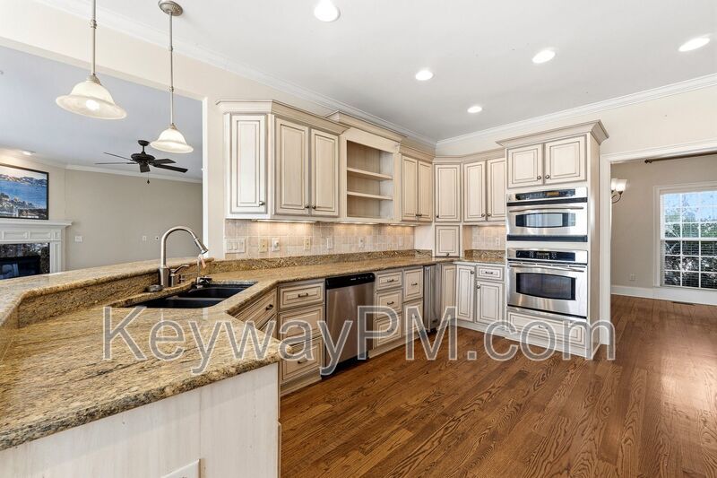 529 John Fox Run property image