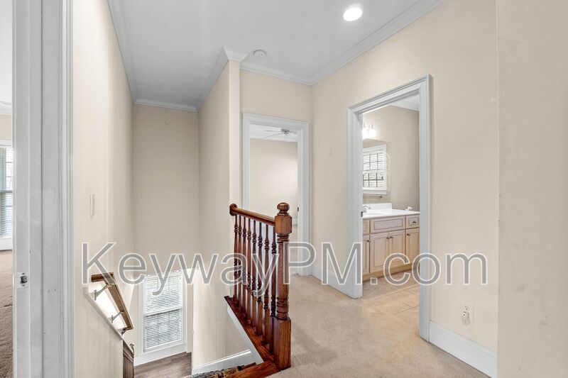 529 John Fox Run property image