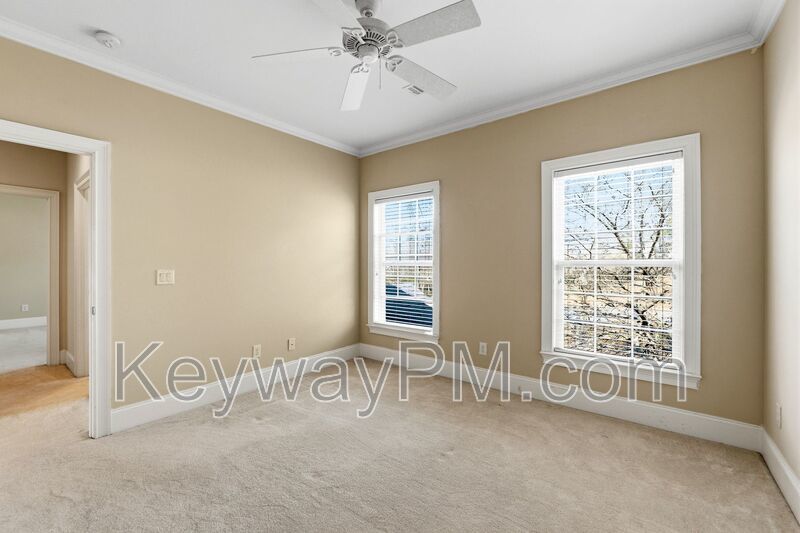 529 John Fox Run property image