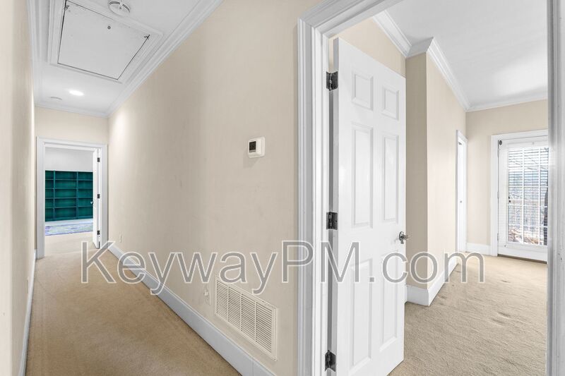 529 John Fox Run property image