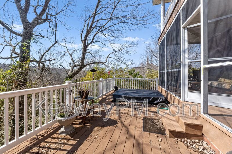 529 John Fox Run property image