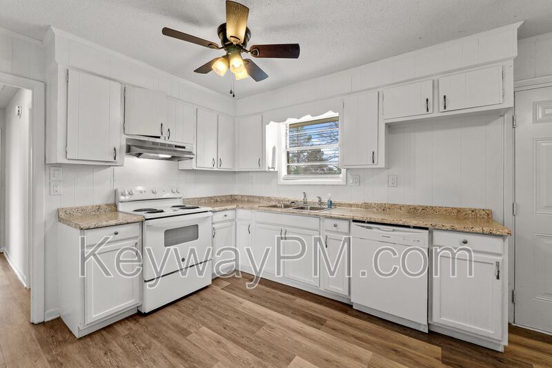 211 S. Belair Road - Columbia County property image