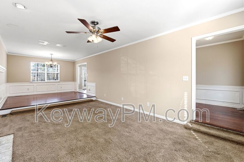 3918 Carson Cutoff - Carson Cutoff @ Petersburg Station property image