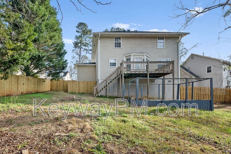 3918 Carson Cutoff - Carson Cutoff @ Petersburg Station property image