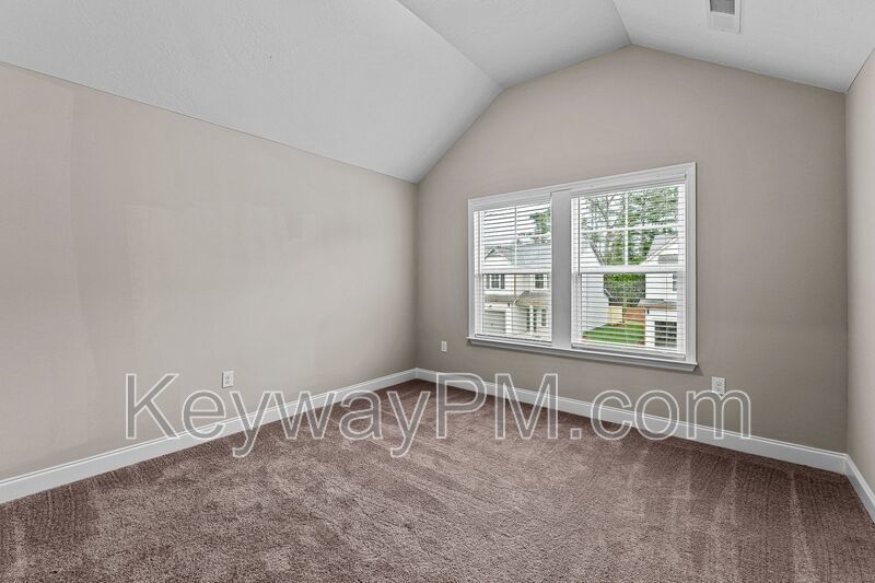 3070 Venetian Drive - Village Square property image