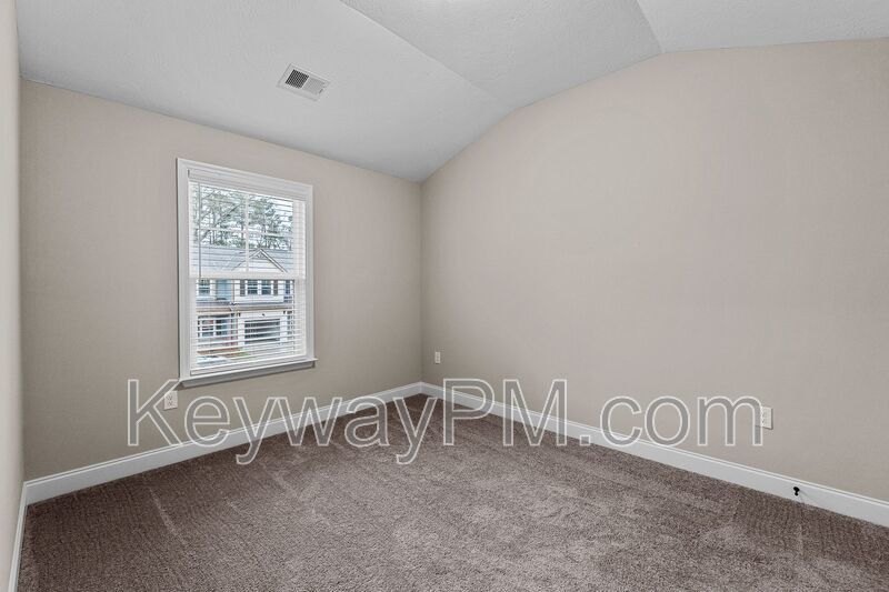 3070 Venetian Drive - Village Square property image