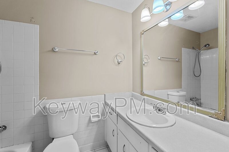 4553 Hillside Drive - Evanston property image