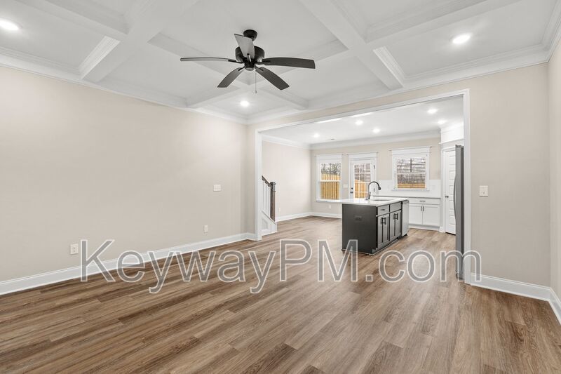 2076 Denmark Avenue SEMiller Landing property image