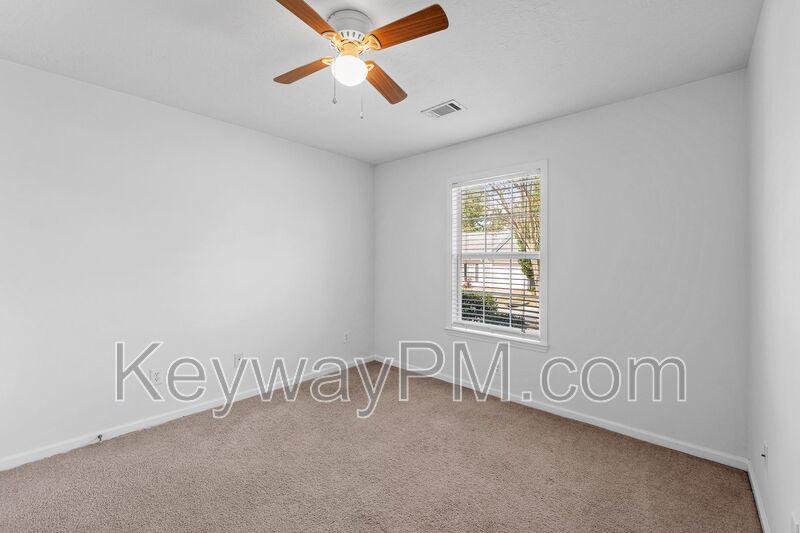 130 Bennington Lane - Bennington Townhomes property image