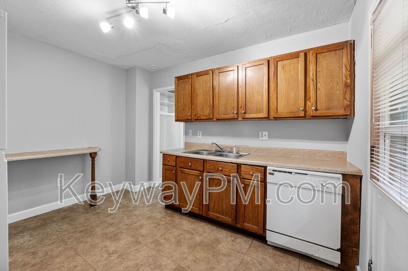 3018 Acorn - Thomas Woods property image