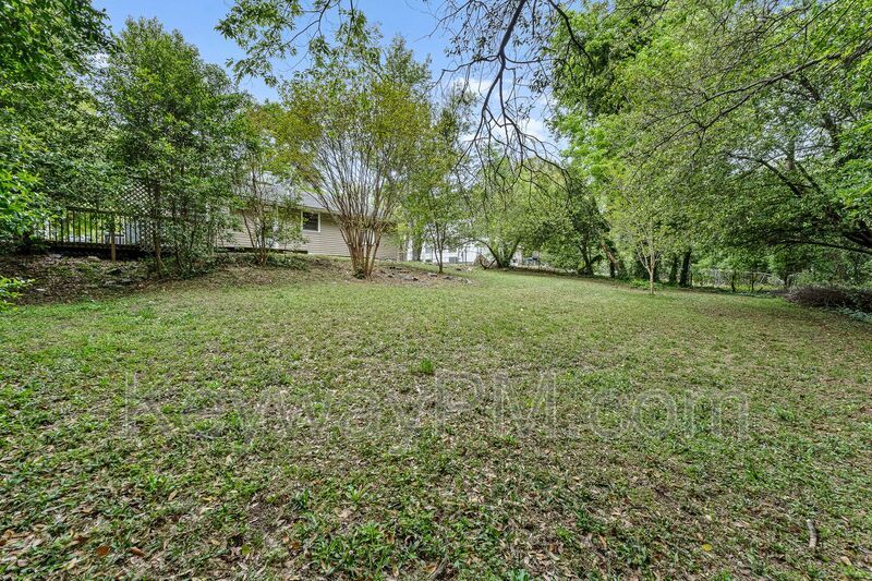 3018 Acorn - Thomas Woods property image
