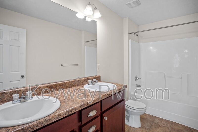 2055 Reserve Lane - The Reserves property image