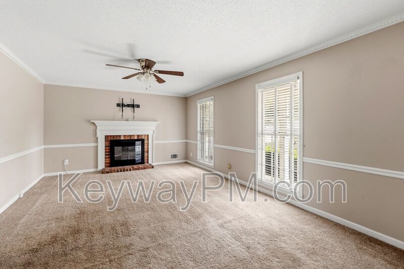 792 Greenwood Drive - Chanticleer property image
