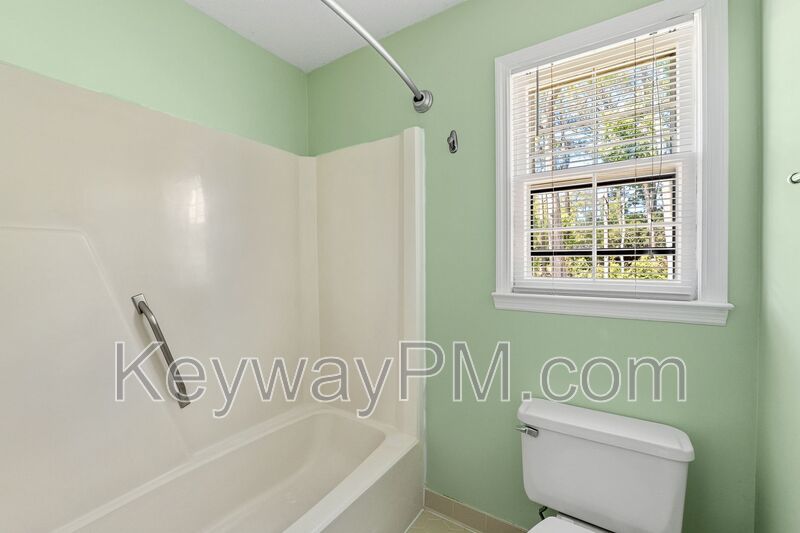 792 Greenwood Drive - Chanticleer property image