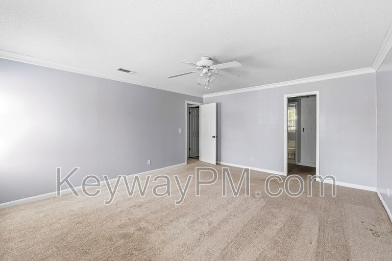 792 Greenwood Drive - Chanticleer property image