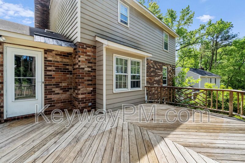 792 Greenwood Drive - Chanticleer property image